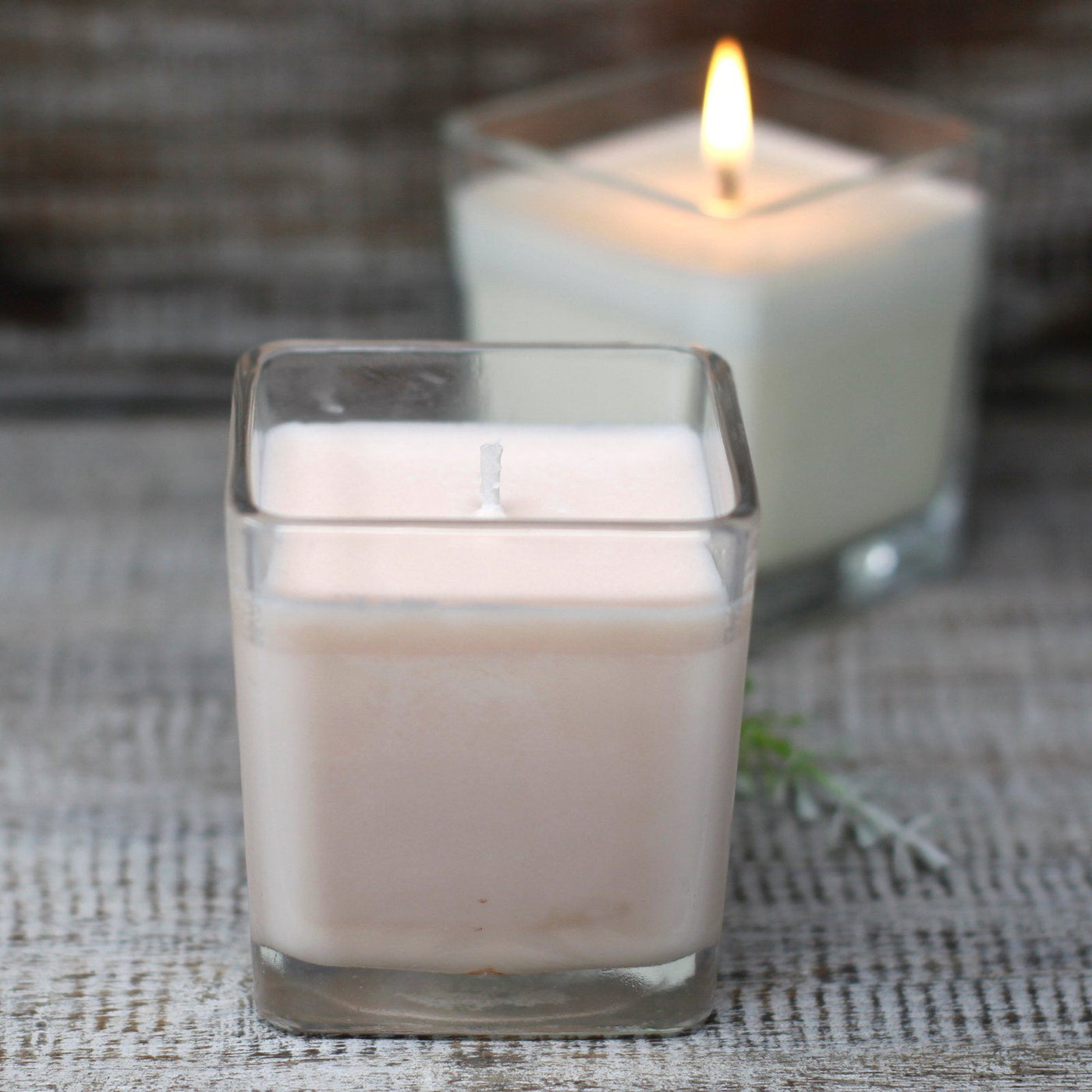 Soy Wax Scented Glass Jar Candle Peach Smoothie.