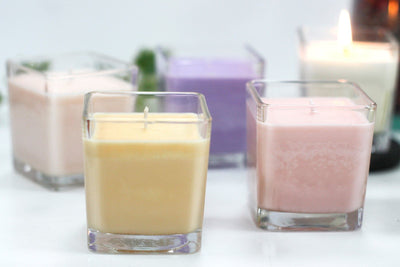 Soy Wax Scented Glass Jar Candle Peach Smoothie.